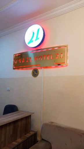 Hotel 21